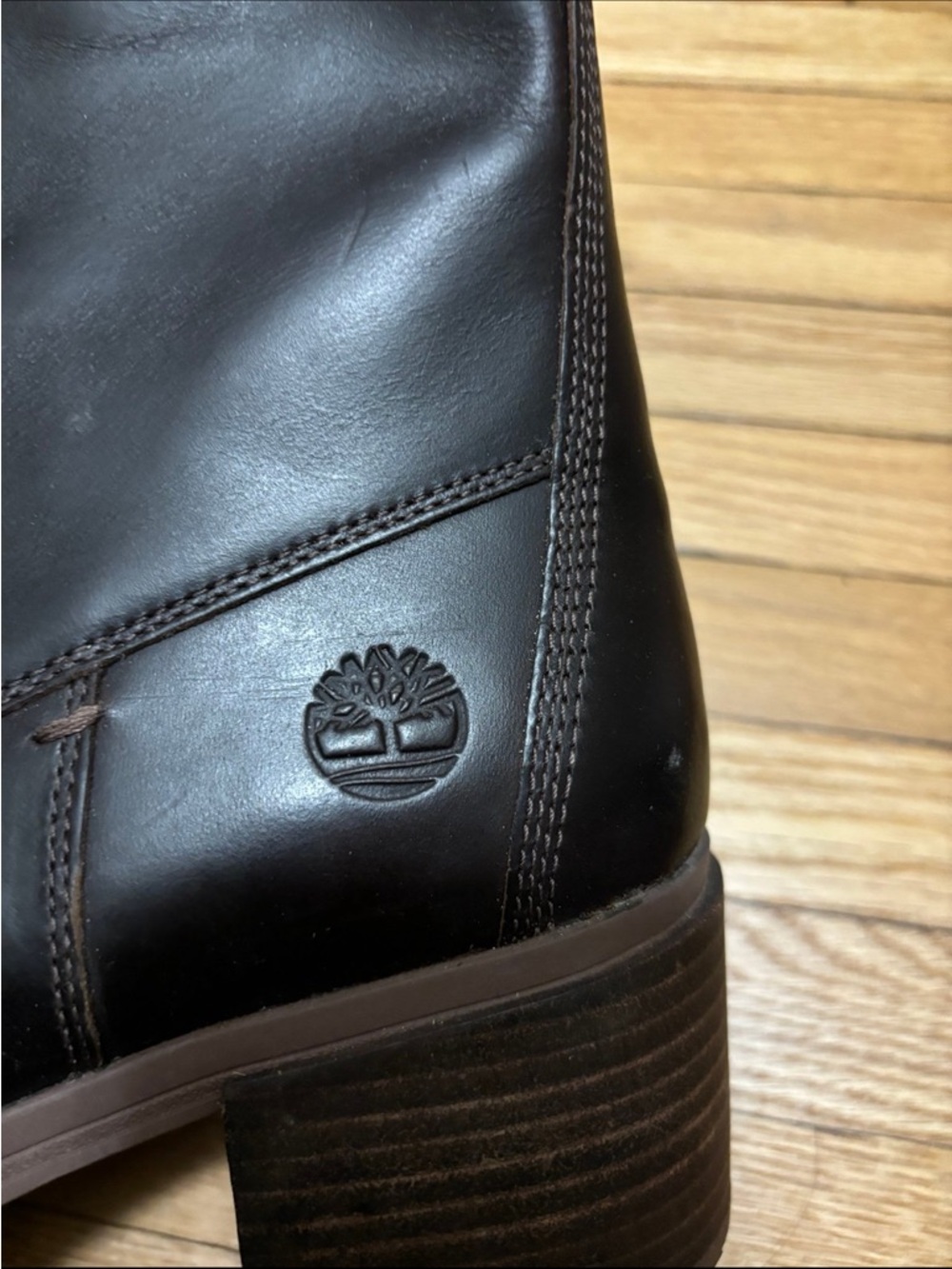 NWOT Timberland Dark Brown Leather Women's Ankle Booties